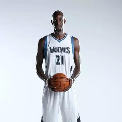 NBA季后赛抢七大战，爱德华兹三分绝杀，森林狼首胜掘金